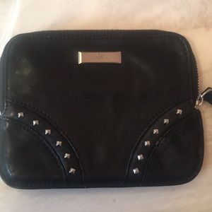 Cole Haan Wristlet 😍👍